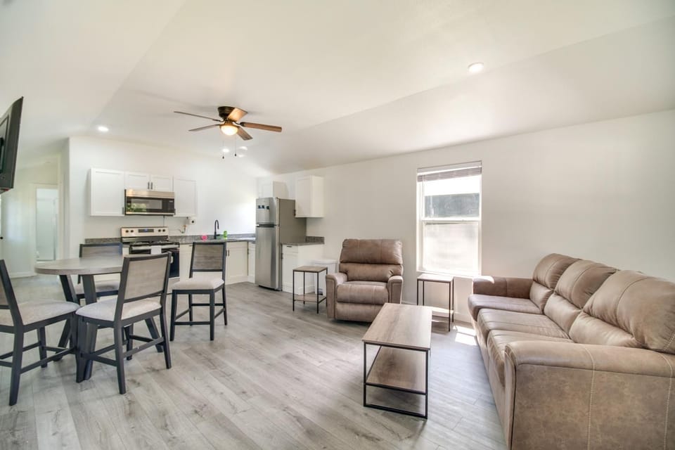 Walk to Lake Cozy Grove Cabin with Fire Pit Cabin in Grove