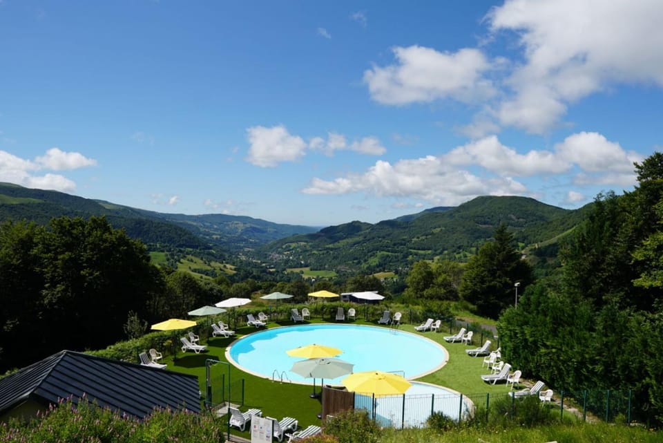 Spring, Day, Natural landscape, Mountain view, Pool view, Swimming pool