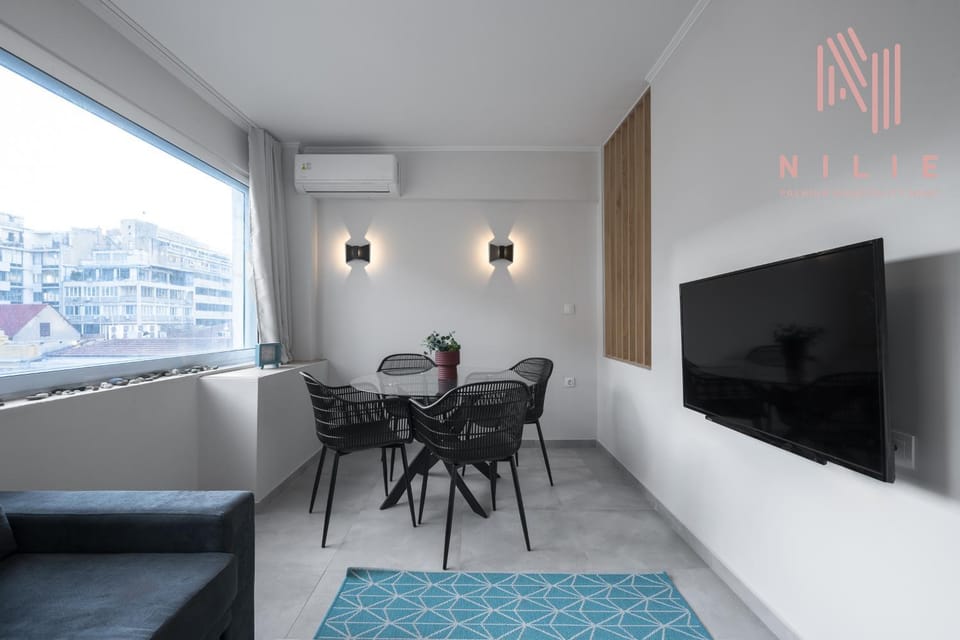 TV and multimedia, Dining area