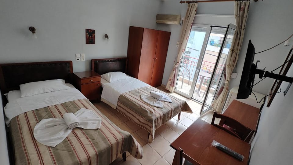 Kapolos city hotel Hotel in Euboea