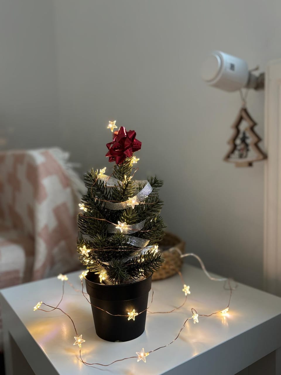 Decorative detail, heating