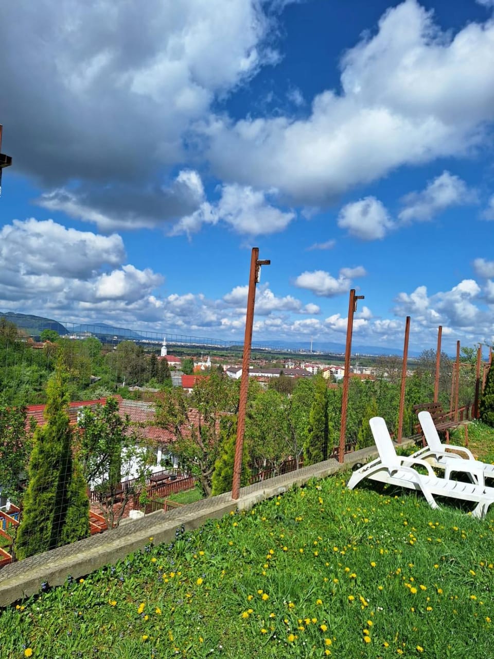 Chalet Tinelu Brașov Săcele Bed and Breakfast in Brașov County