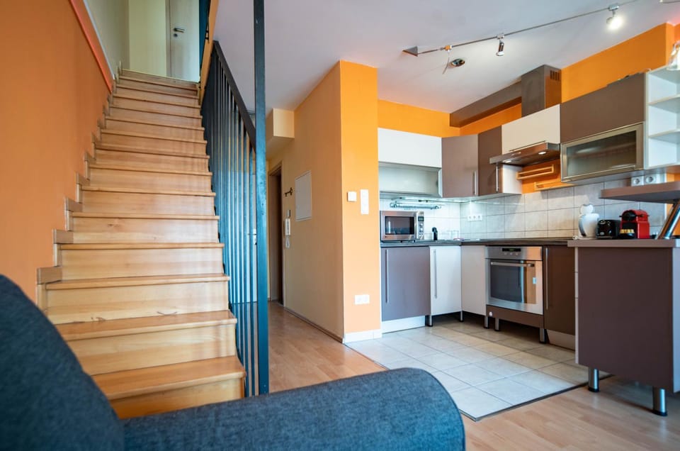 Kitchen or kitchenette, oven, stove