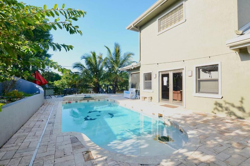 Patio, Pool view, Swimming pool