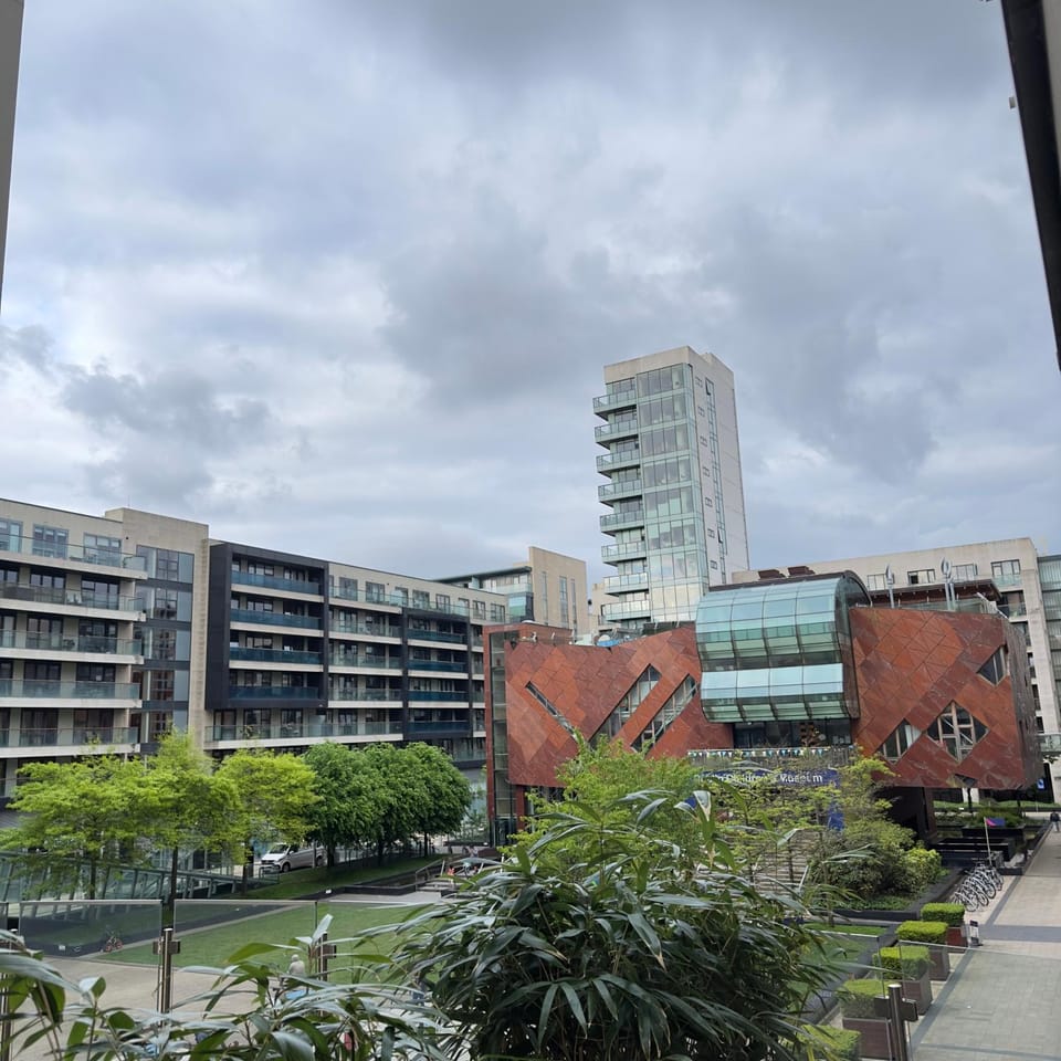 King room with Balcony Vacation rental in Dublin