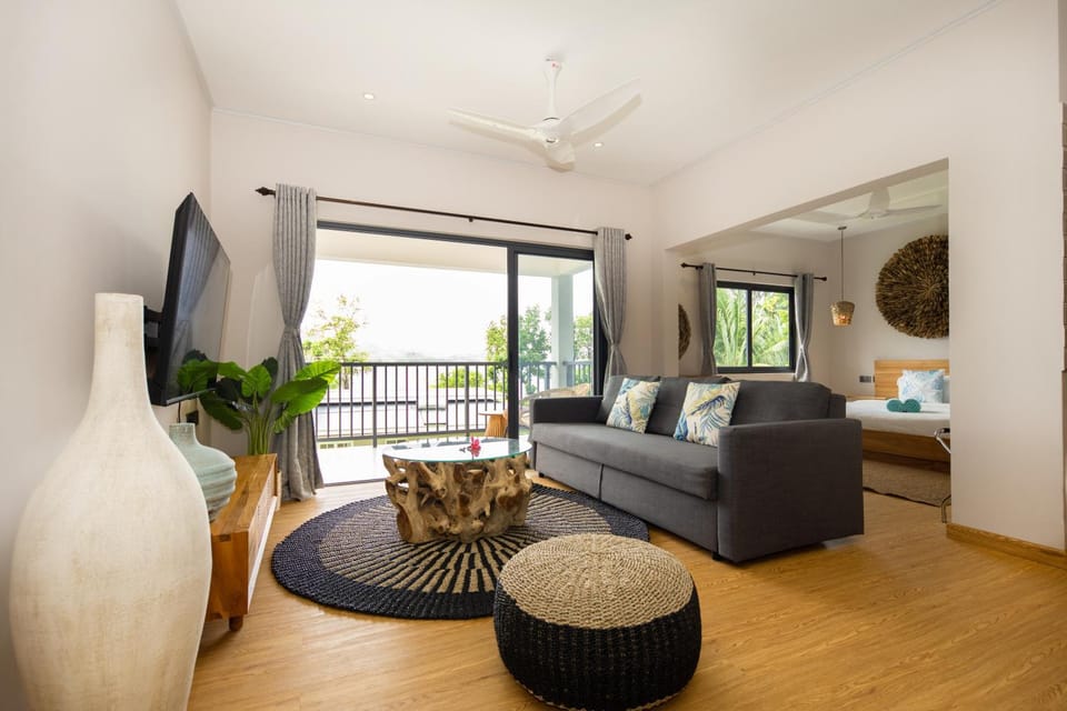 TV and multimedia, View (from property/room), Living room, Seating area