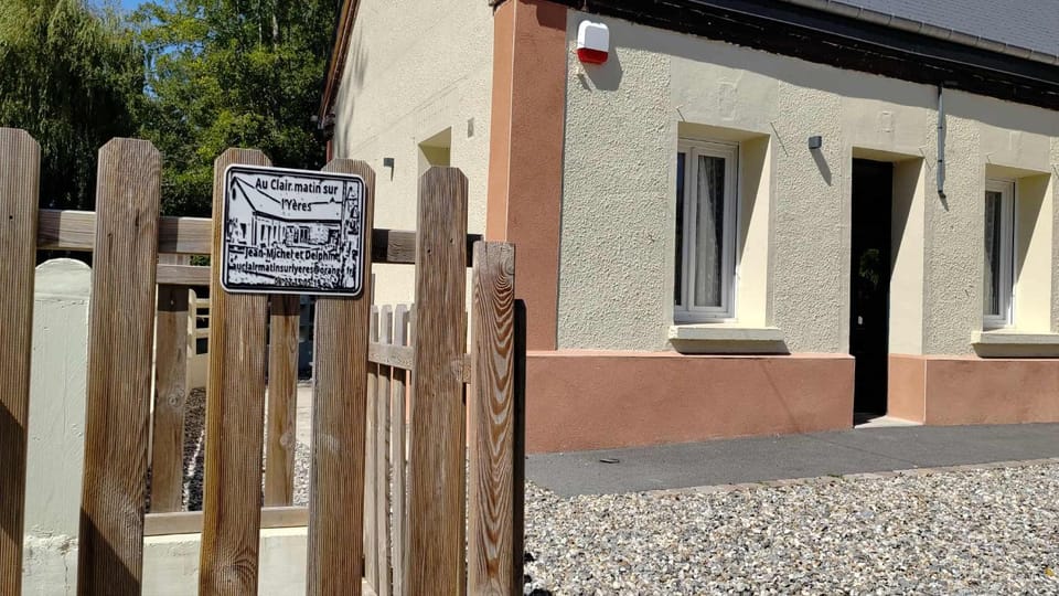 Property logo or sign