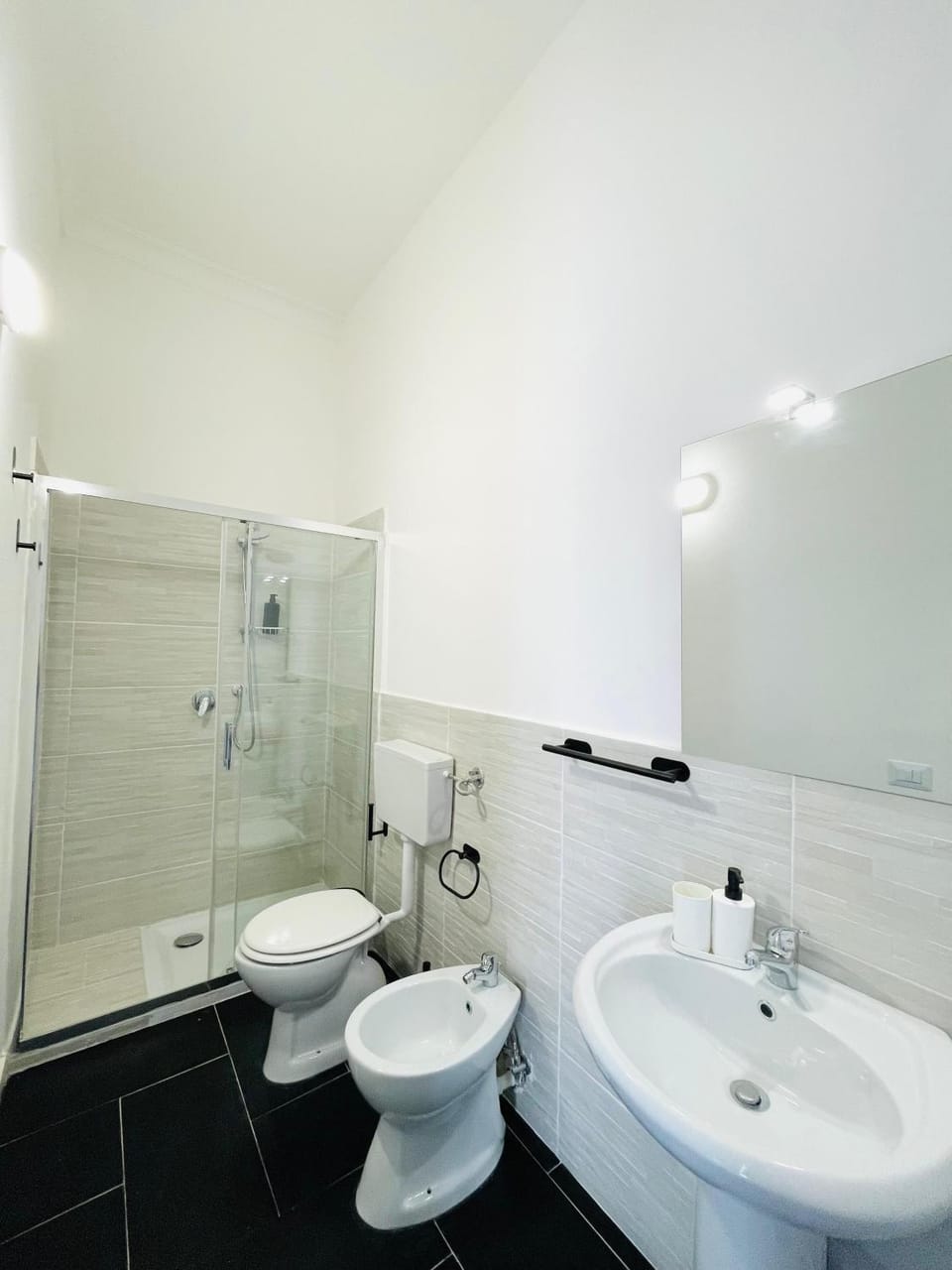 Shower, Toilet, Bathroom, bidet