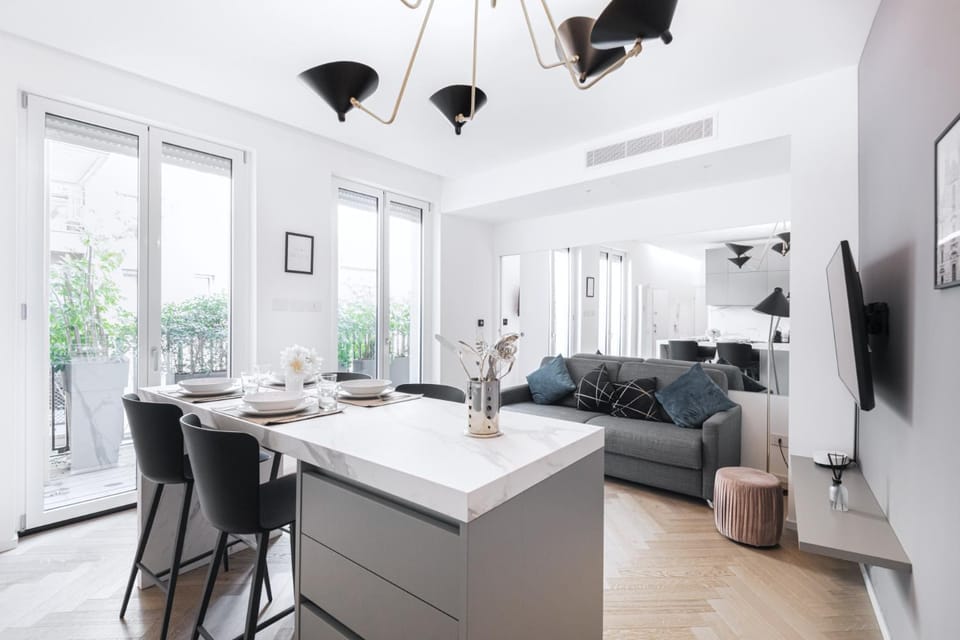 Easylife - Milano - Torino 64 P2 Int 7 - Duomo Apartment in Milan