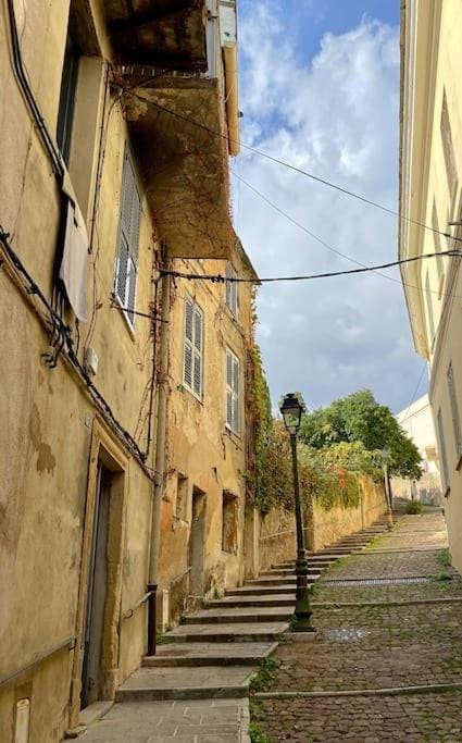 Bastia Duplex quartier citadelle Apartment in Bastia