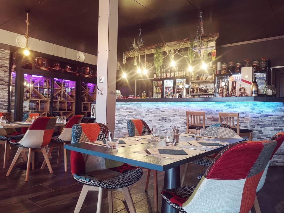 Lounge or bar