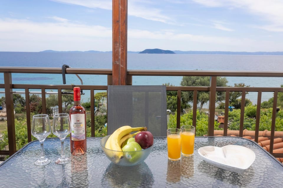 Ocean Dream Apartment House in Halkidiki