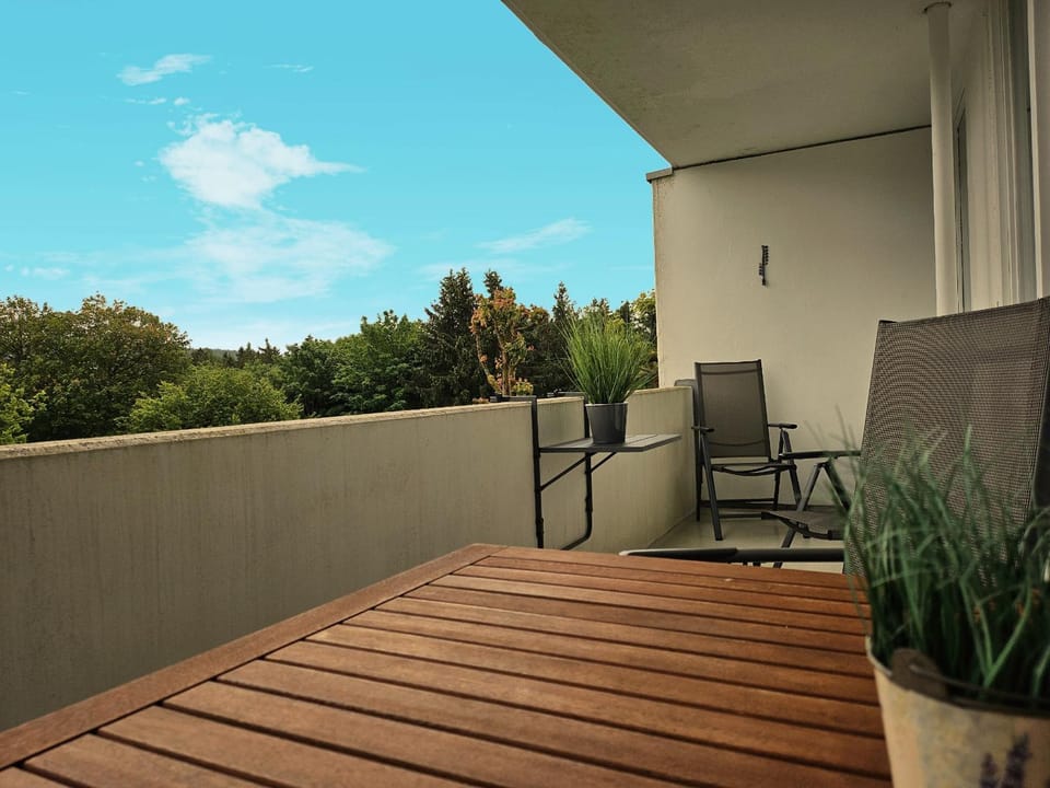 View (from property/room), Balcony/Terrace