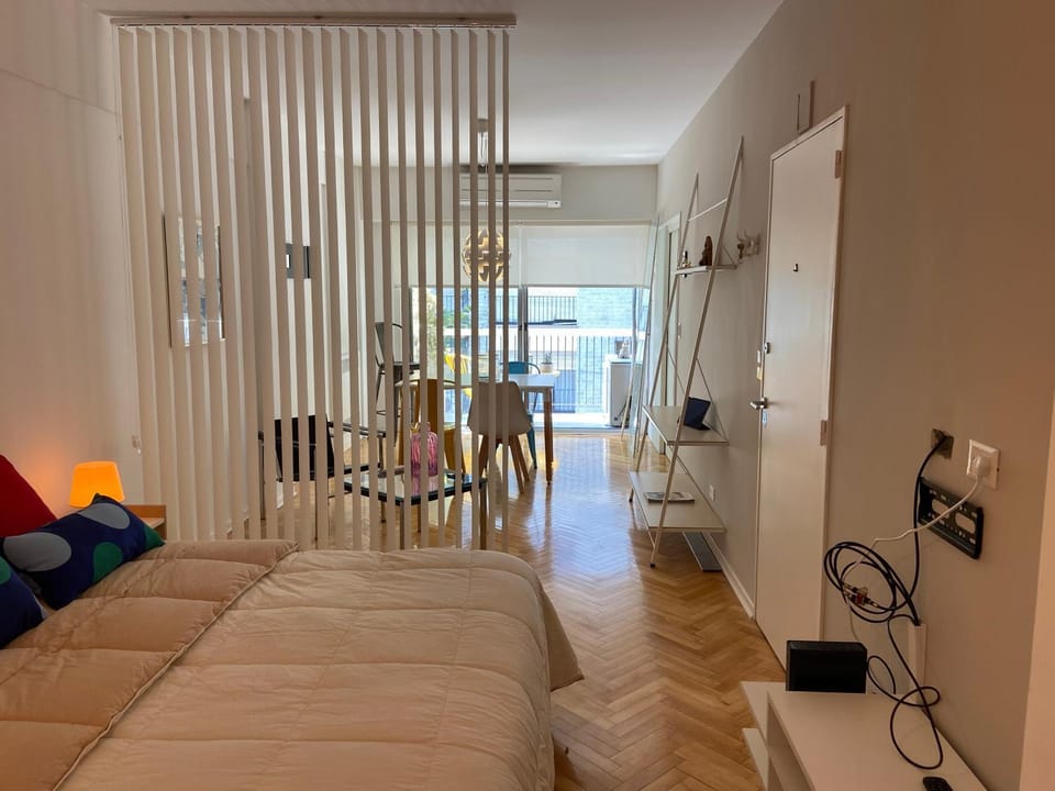 TV and multimedia, Kitchen or kitchenette, Seating area