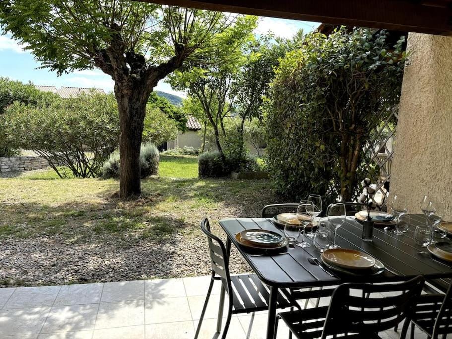 Patio, Day, Garden, Garden view