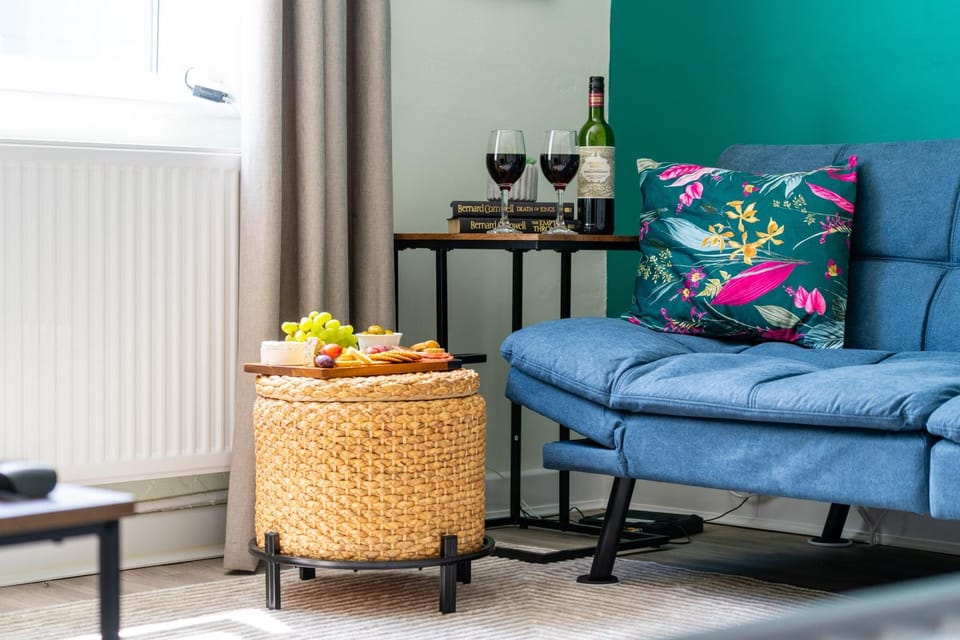 Living room, Seating area
