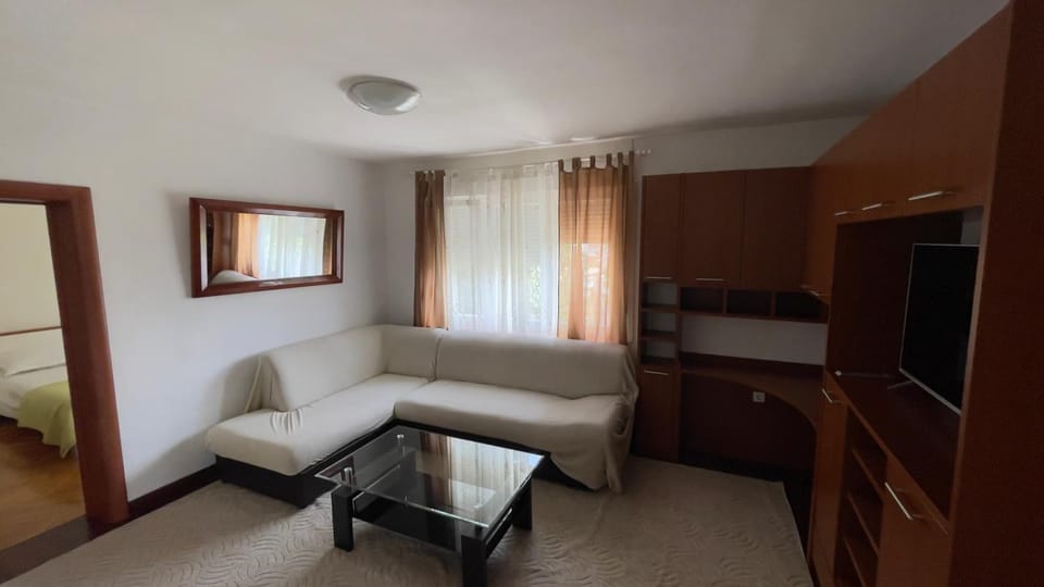 Communal lounge/ TV room, Living room, Photo of the whole room