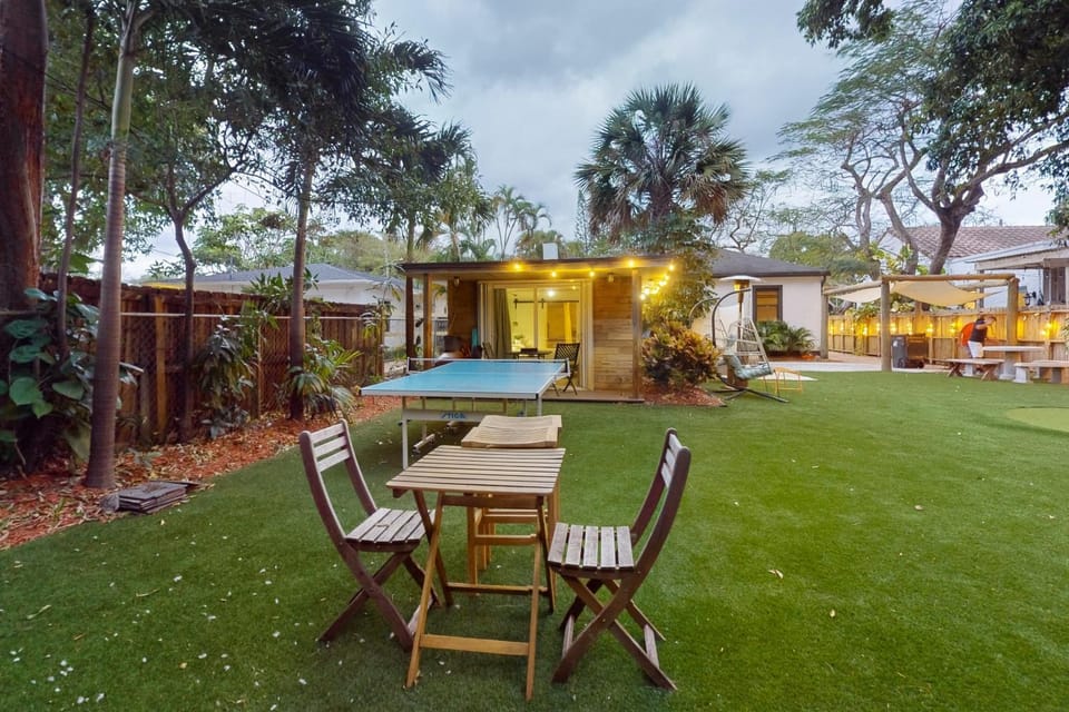 Walking On Sunshine House in Fort Lauderdale