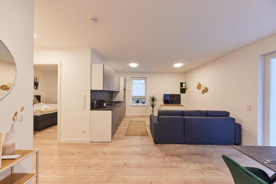 Living room, Food