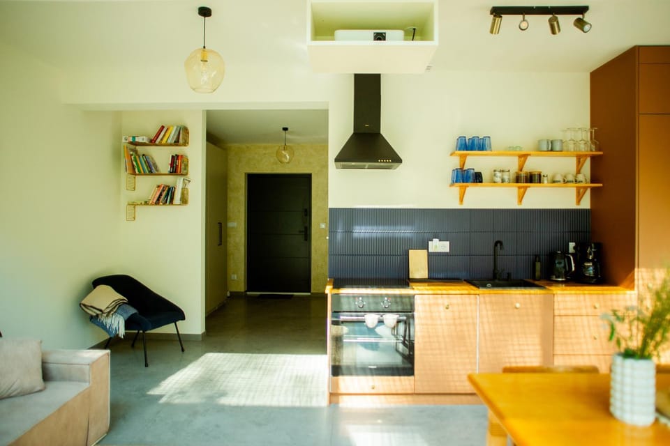 Kitchen or kitchenette, Living room, Dining area