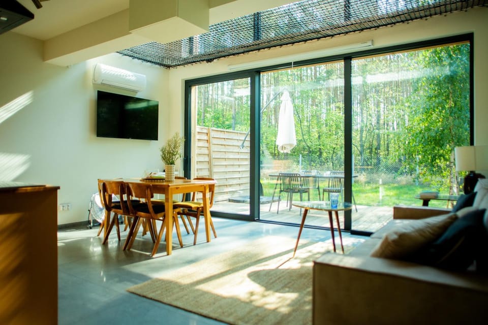 TV and multimedia, View (from property/room), Balcony/Terrace, Living room, Dining area