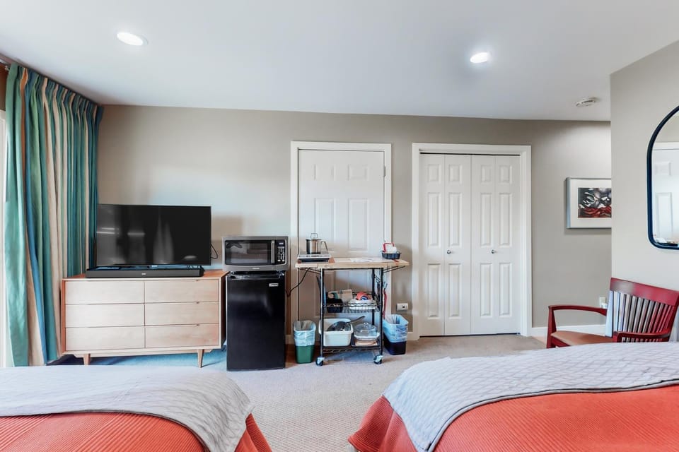 Rosario Relaxation Condo - A House in Washington