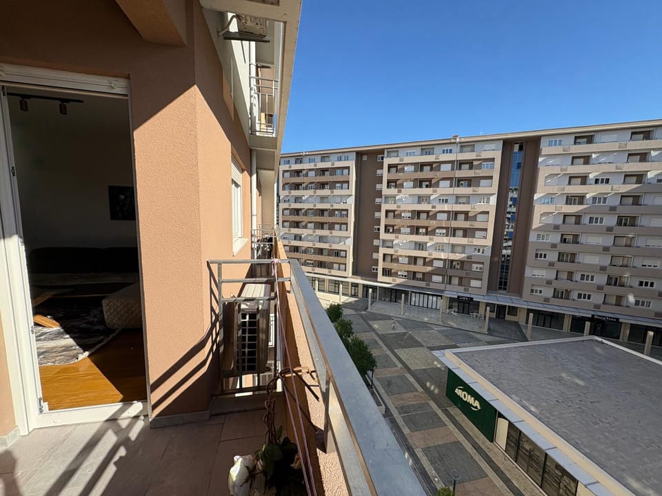 Apartments Central Point 11 & Private Garage Apartment in Podgorica