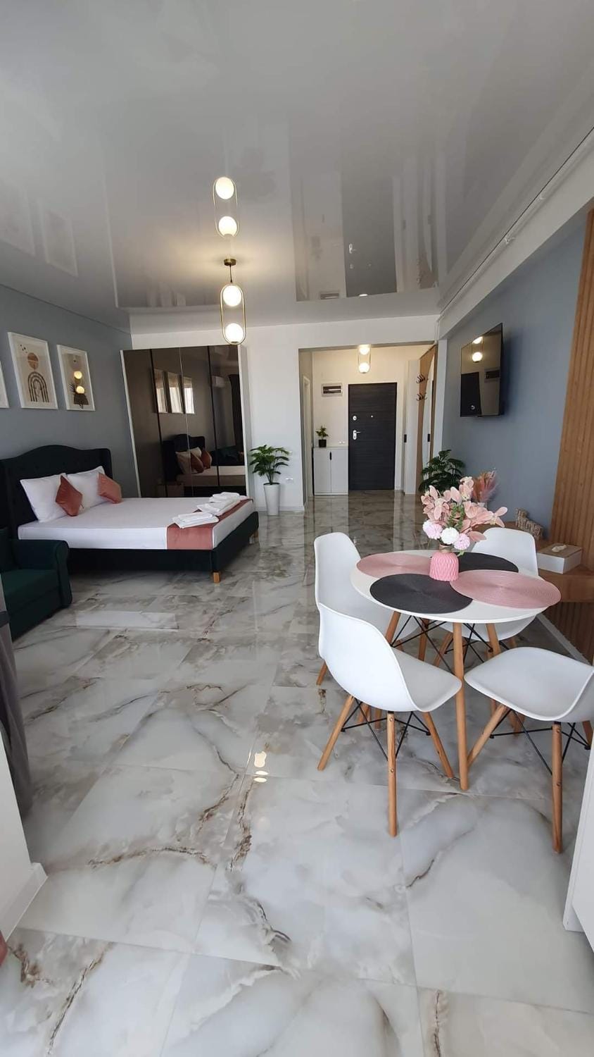 B&B Apartments Mamaia Nord Noya Beach Apartment in Constanța County
