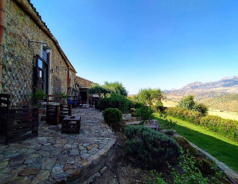 Le Case di Cardellino - AgriSpa Farm Stay in Sicily