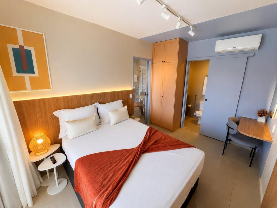 Photo of the whole room, Bedroom