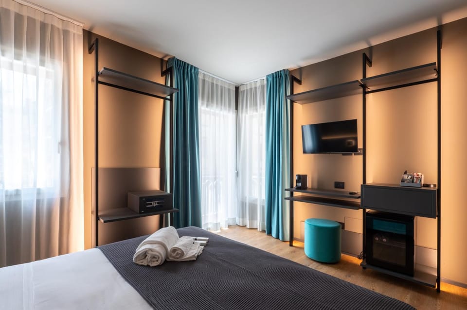 Bed, Balcony/Terrace, Photo of the whole room, Bedroom, towels, wardrobe