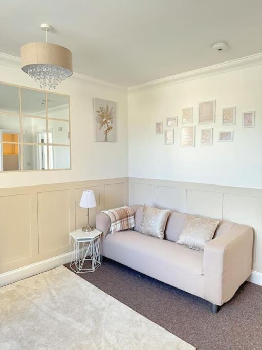 Modern flat in central Reading Apartment in Reading