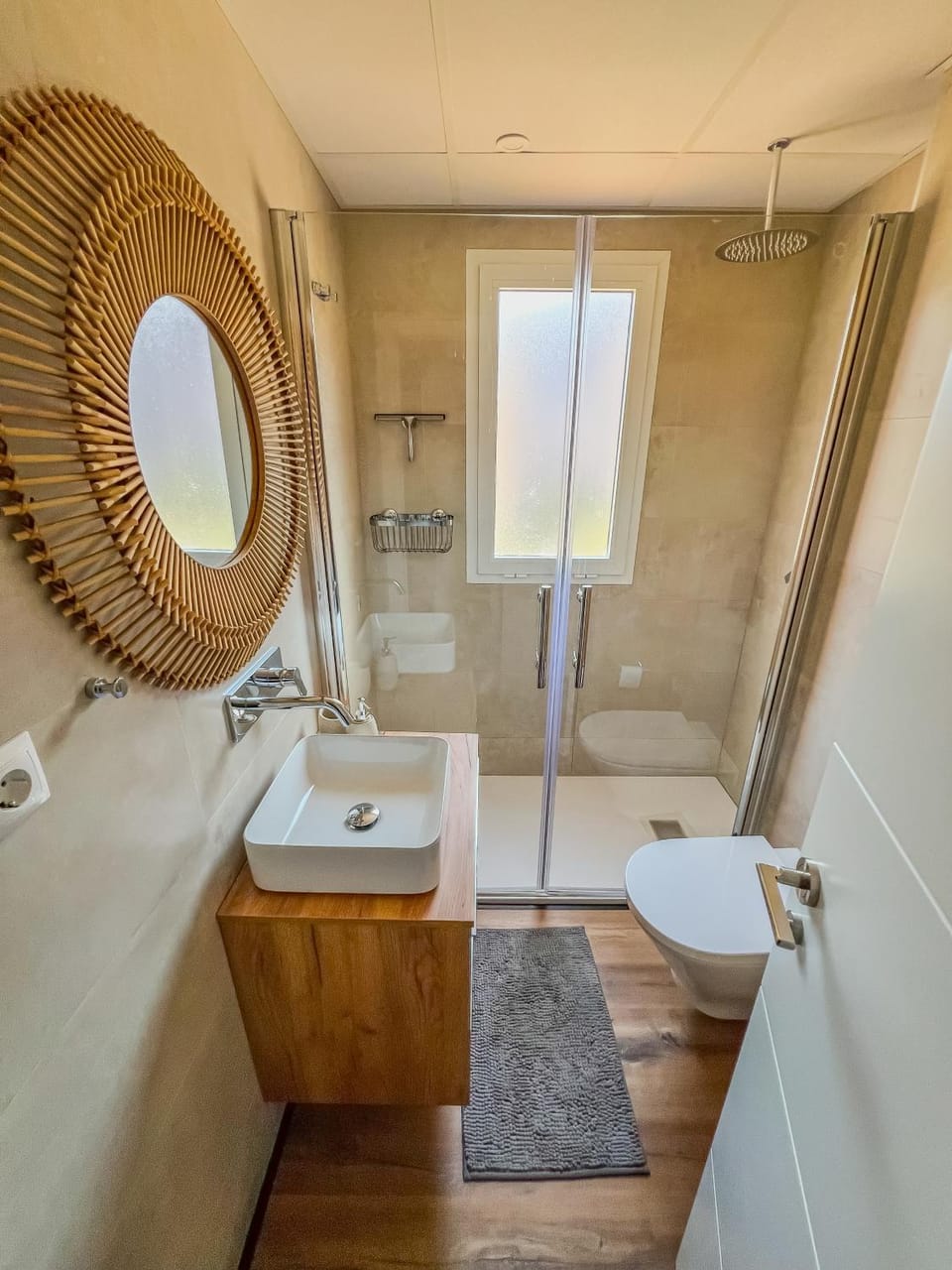 Shower, Bathroom, towels