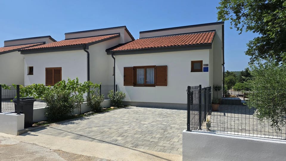 House Angelina Apartment in Šibenik-Knin County, Croatia