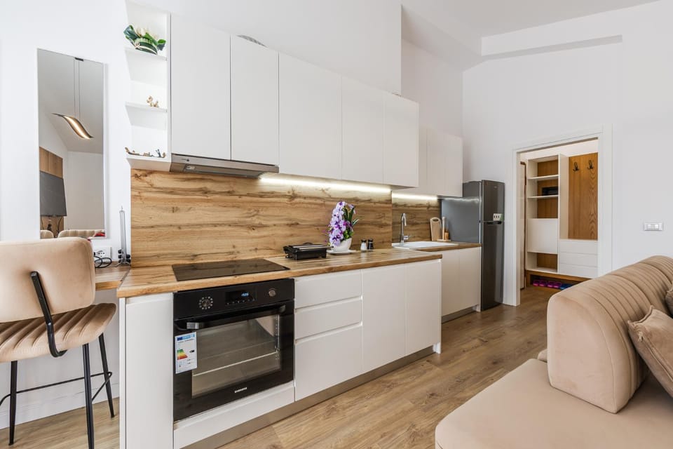 Kitchen or kitchenette, Living room, Dining area, dishwasher, oven