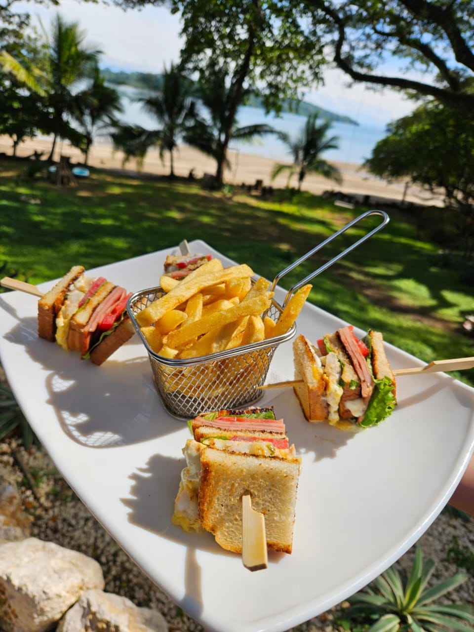 Restaurant/places to eat, Food close-up, Food close-up, Lounge or bar, Food and drinks, Food and drinks, Beach, Food, Food, Sea view, Breakfast