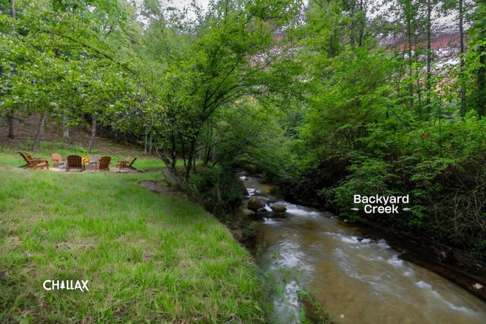 Chillax Creeks Villa in Georgia