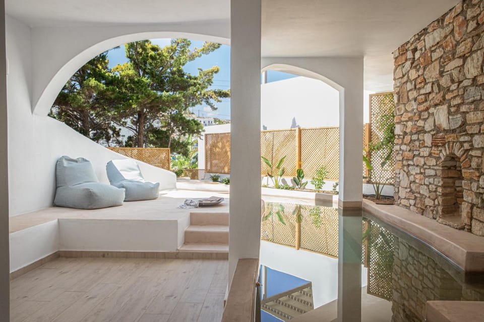 Pool view, Swimming pool