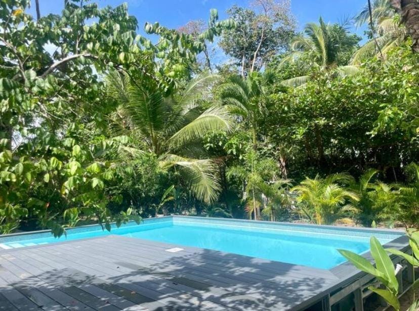 Punta Uva Puerto Viejo Beach Front House with Swimming Pool House in Panama