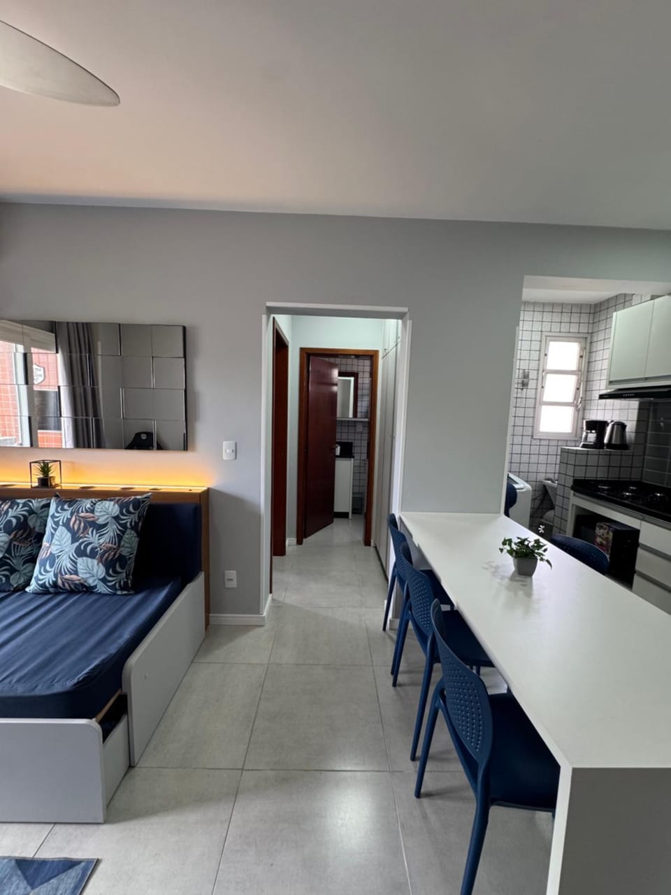 Ap no centrinho de Canasvieiras ,2 quadras mar Apartment in Florianopolis