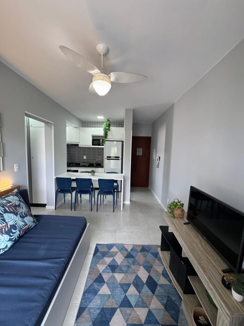 Ap no centrinho de Canasvieiras ,2 quadras mar Apartment in Florianopolis