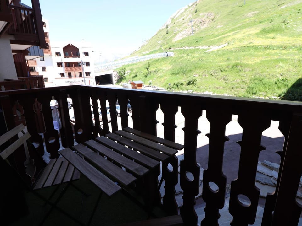 Studio Cabine à Tignes, Accès Direct Pistes, Balcon, WiFi, 4 Pers - FR-1-502-568 Cabin in Tignes