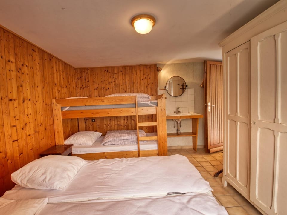 Appartement 6p à Samoëns avec parking, proche télécabine - FR-1-642-90 Cabin in Samoëns