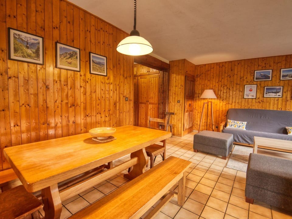 Appartement 6p à Samoëns avec parking, proche télécabine - FR-1-642-90 Cabin in Samoëns