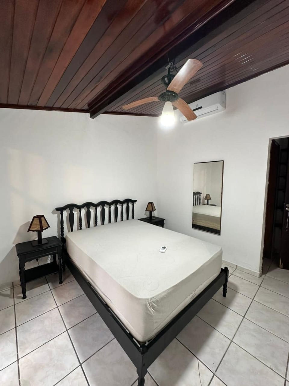 Casa com piscina House in Ubatuba