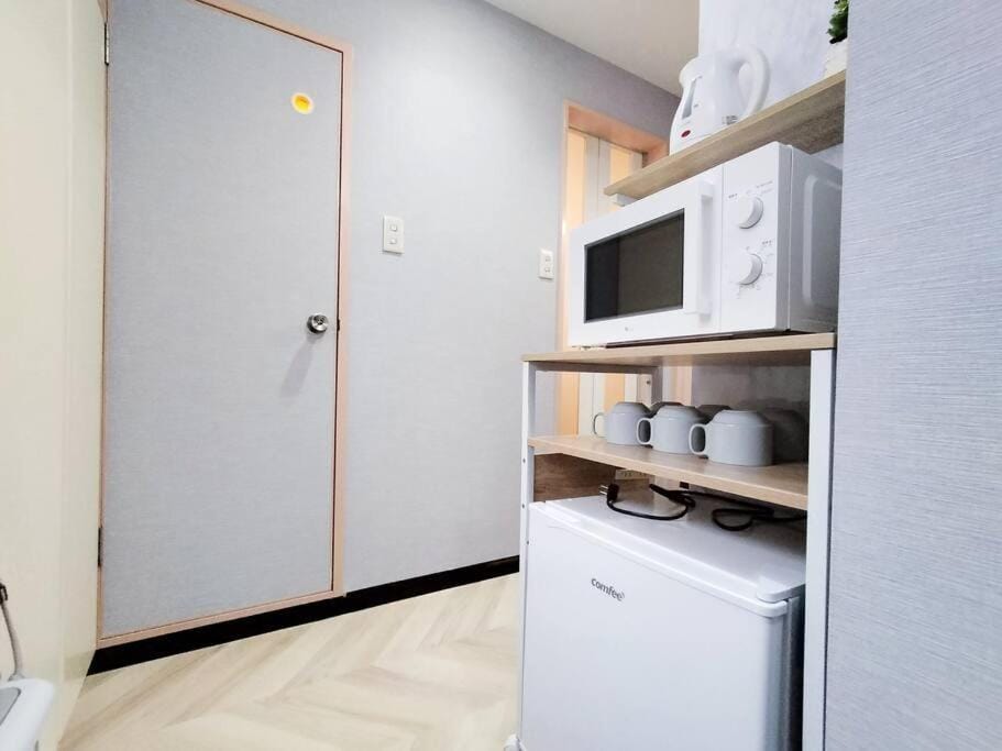 202 Shinjuku center- 10mins from shinjuku st a- 2mins Okubo- Max6p-2room-涉谷六本木银座直达 Apartment in Shinjuku