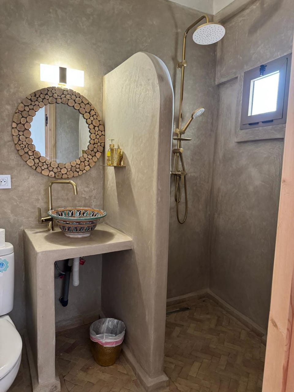 Shower, Bathroom