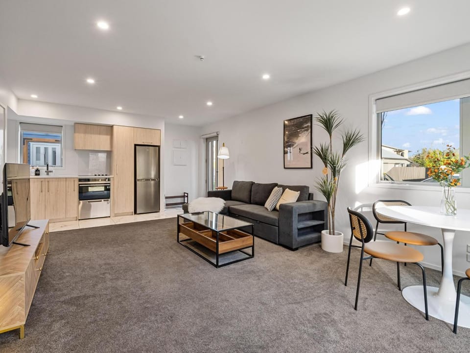 Kitchen or kitchenette, Living room, Dining area