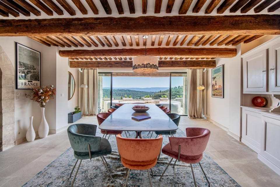 Vue Dexception Gordes House in Gordes
