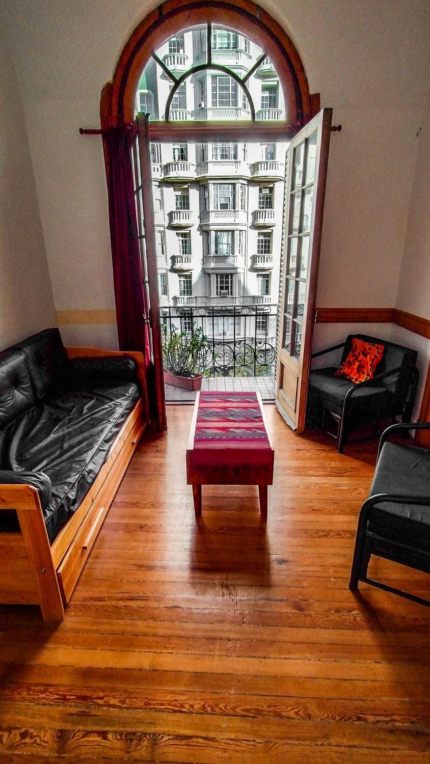 Elegante departamento en el corazón de Buenos Aires Apartment in Buenos Aires